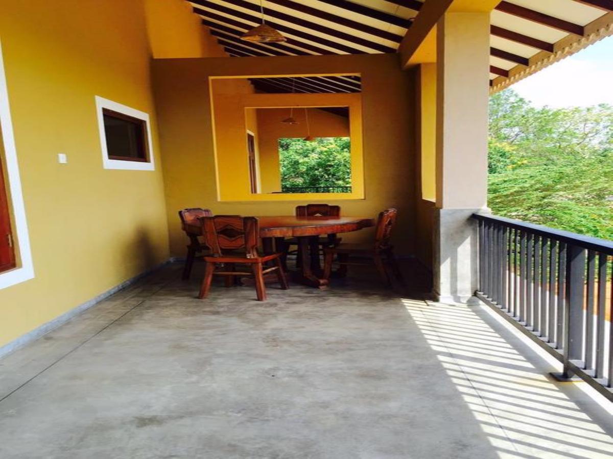 Castle Rock Sigiriya Hotel Kibissa Ngoại thất bức ảnh
