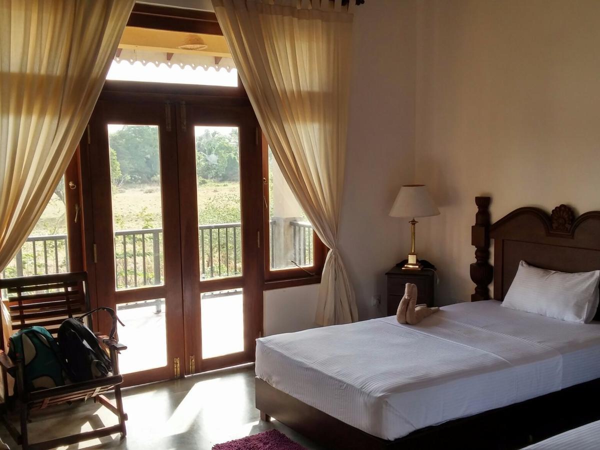 Castle Rock Sigiriya Hotel Kibissa Ngoại thất bức ảnh