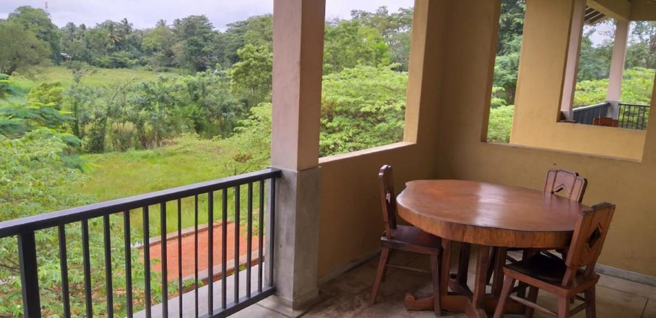 Castle Rock Sigiriya Hotel Kibissa Ngoại thất bức ảnh